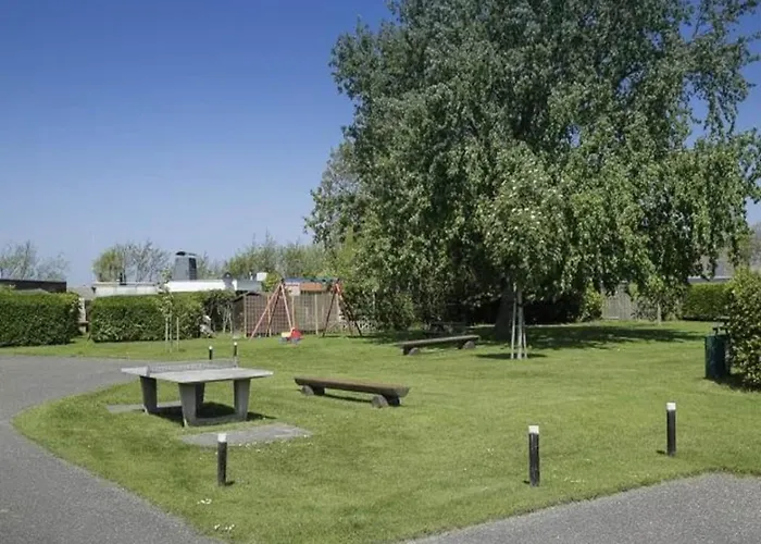 Detached With Garden Sint Maartensvlotbrug