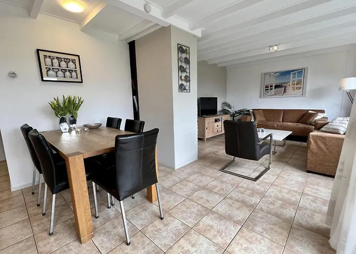 Detached With Garden